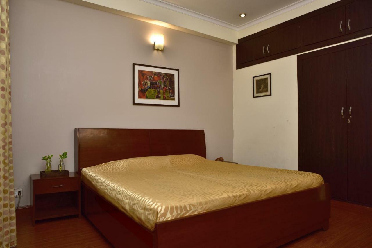 2bhk Comfortable Furnished Serviced In Hauz Khas - Woodpecker