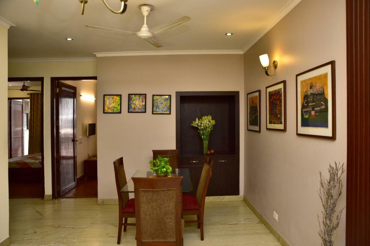 2bhk Comfortable Furnished Serviced In Hauz Khas - Woodpecker Inn